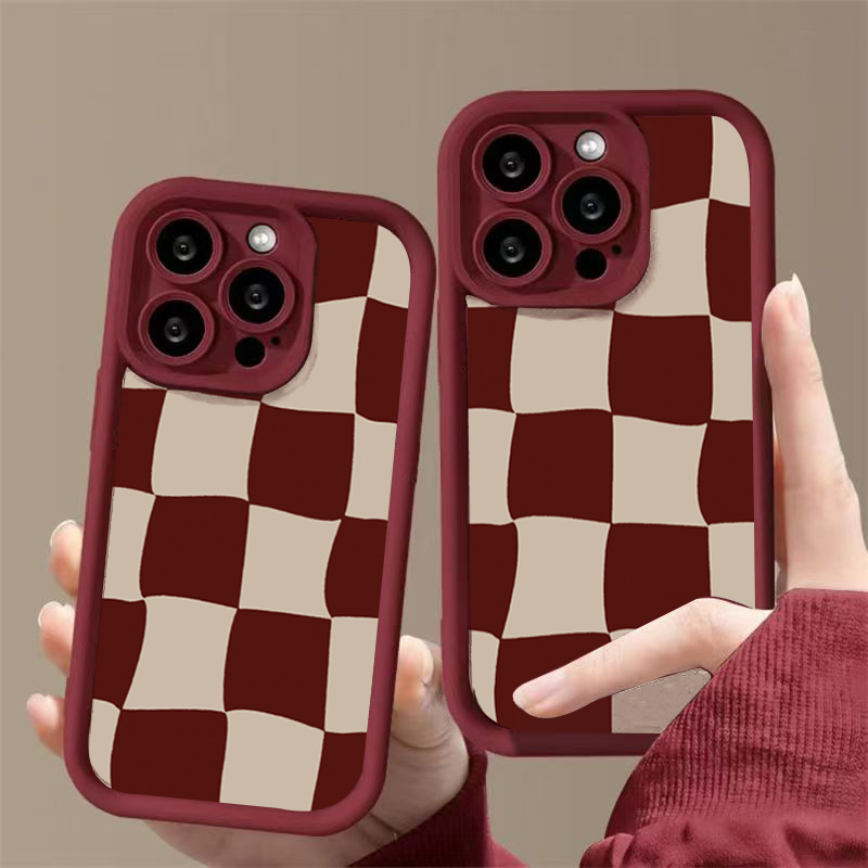 와인 레드 변형 그리드 패턴 폰 케이스 (아이폰 17  - Phone Accessories Red 리뷰 및 가격